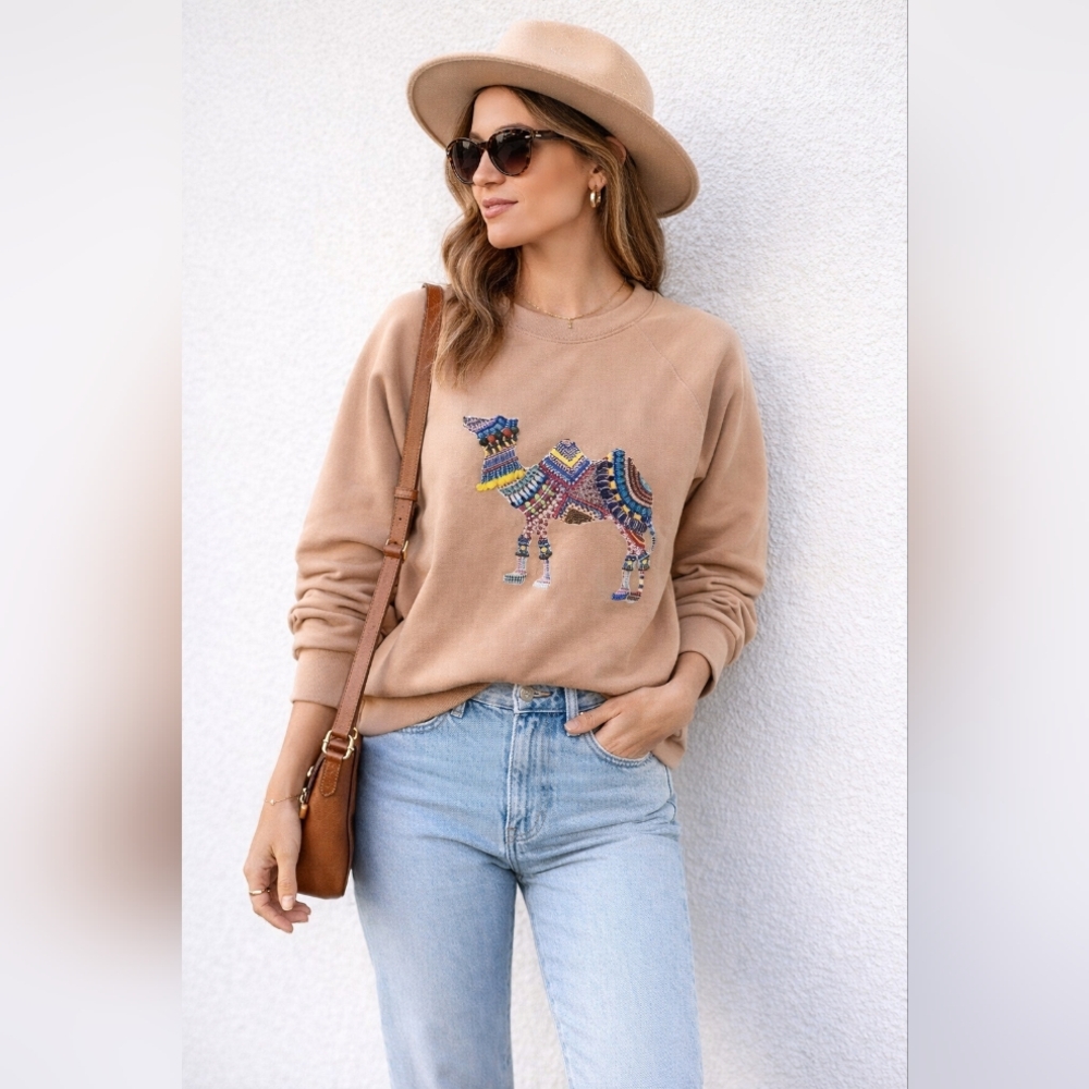 539-J. Crew Camel Embroidered Sweatshirt in‎ Tan